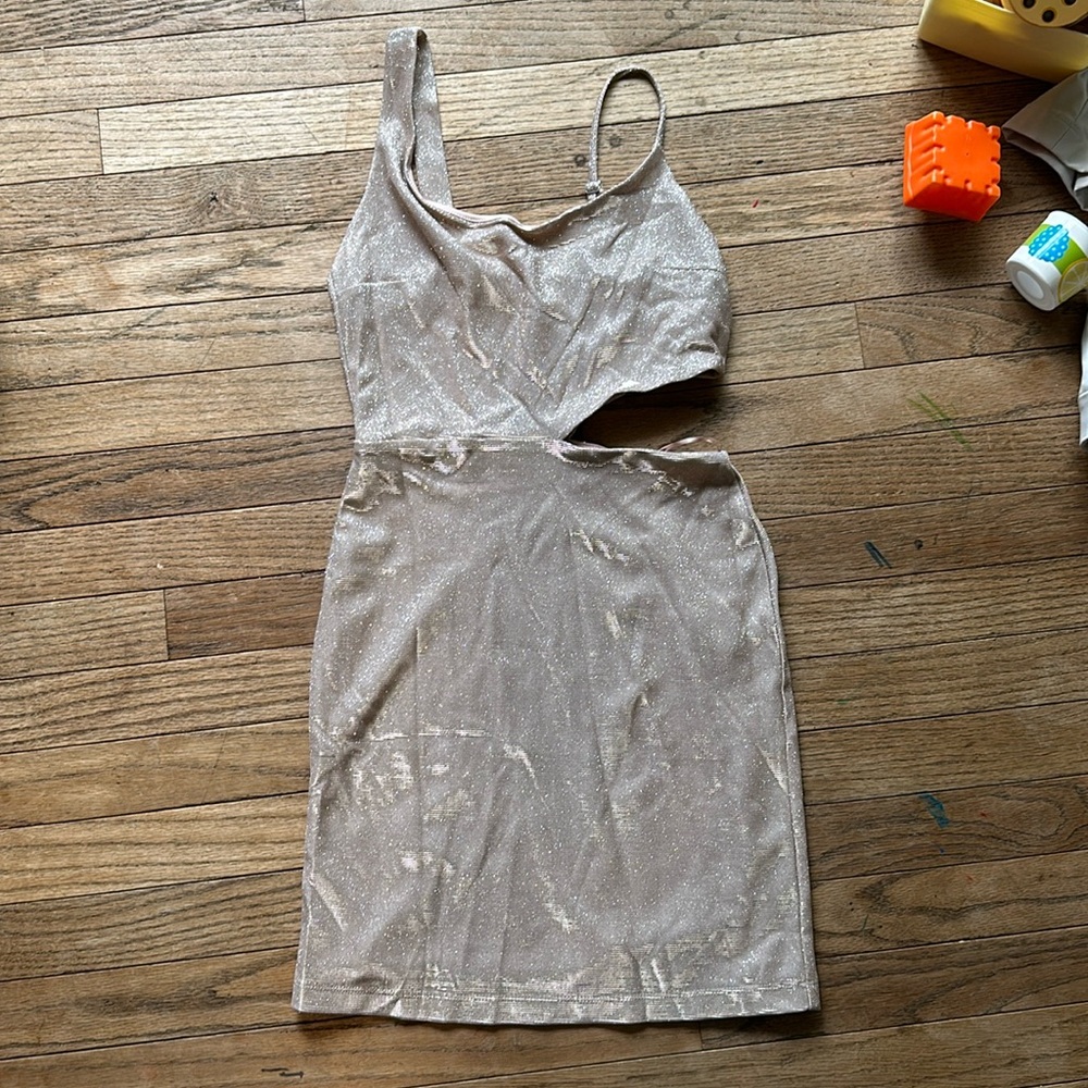 Women’s dress